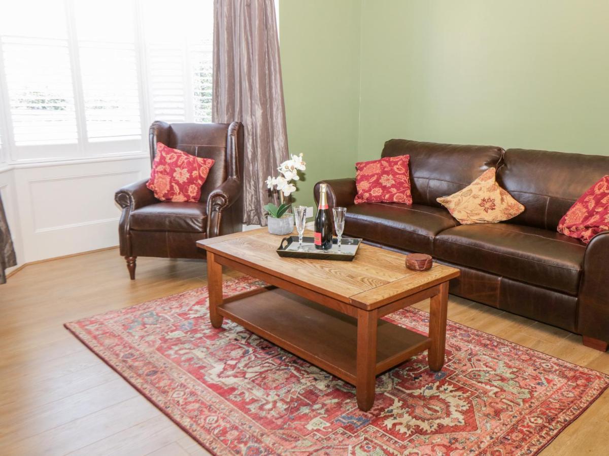 Villa Hazeldene Whitby Esterno foto