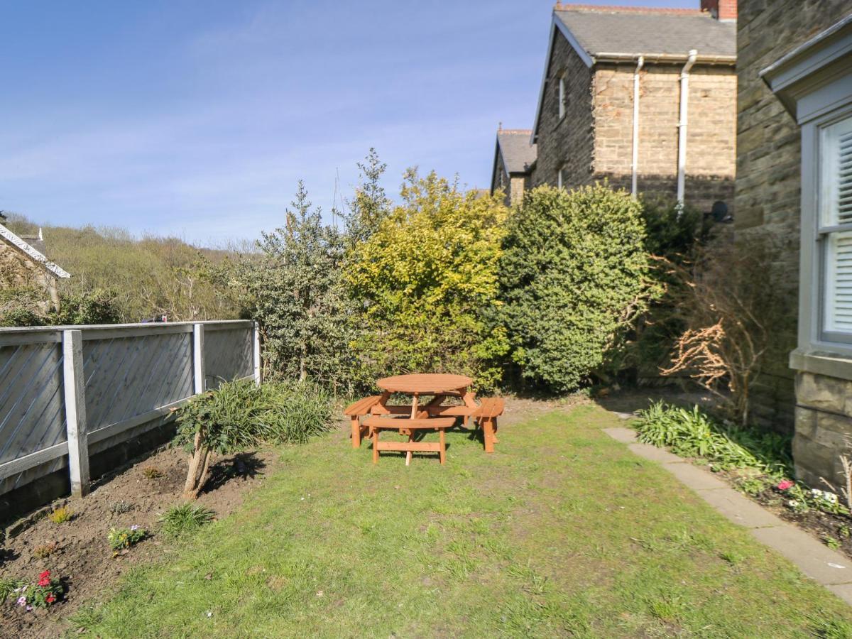 Villa Hazeldene Whitby Esterno foto